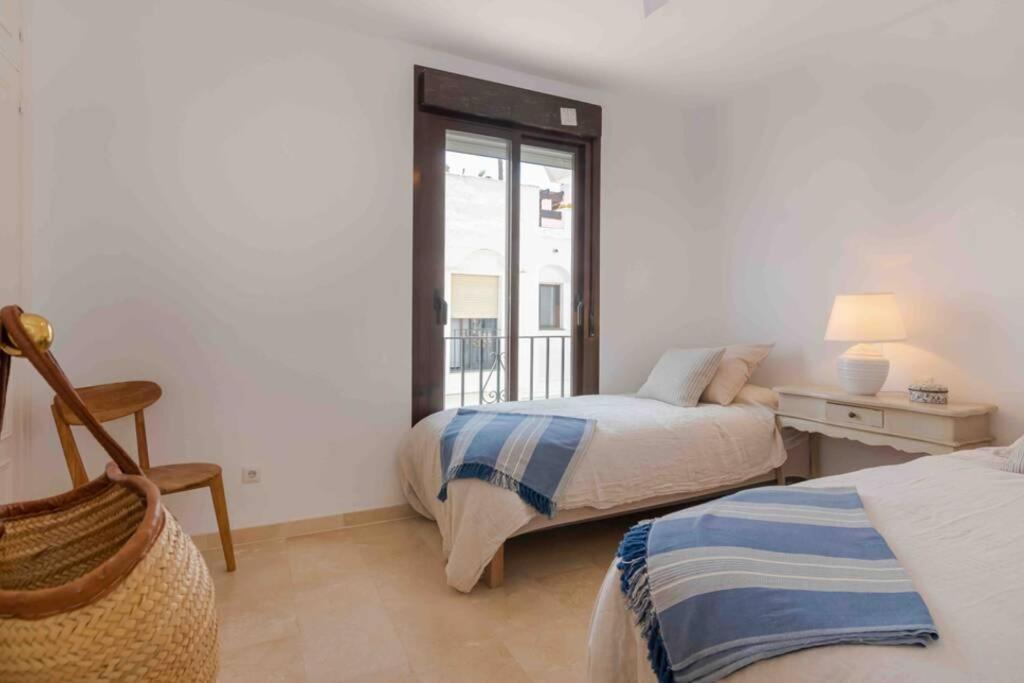 Villa Town House Puerto Banus/marbella - 200 M To Beach